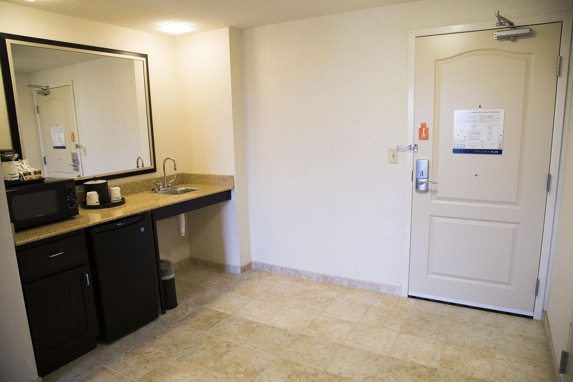 Hampton Inn & Suites Sharon West Middlesex Kültér fotó